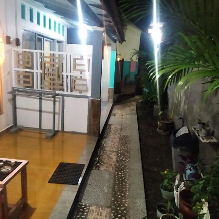 Pitara Homestay Gili Trawangan Exterior foto