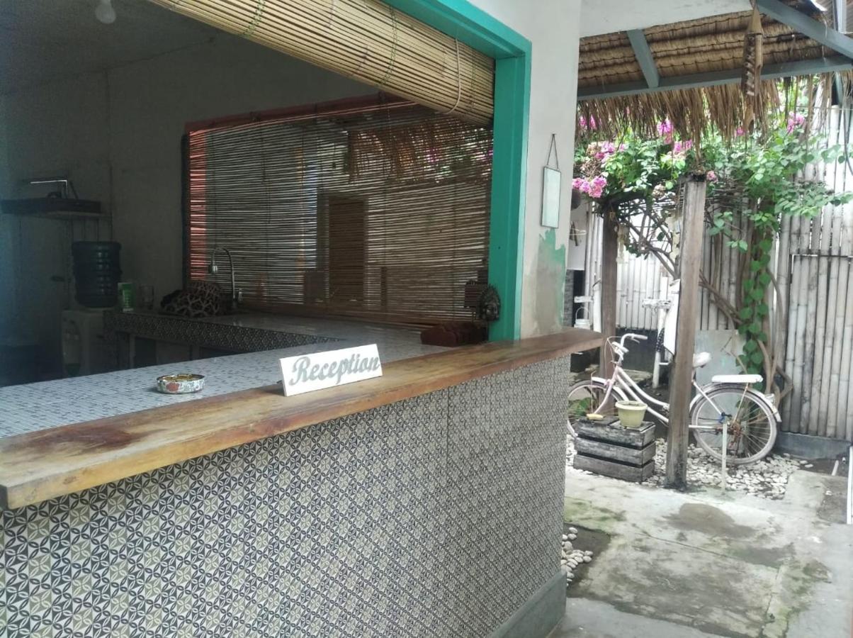 Pitara Homestay Gili Trawangan Exterior foto