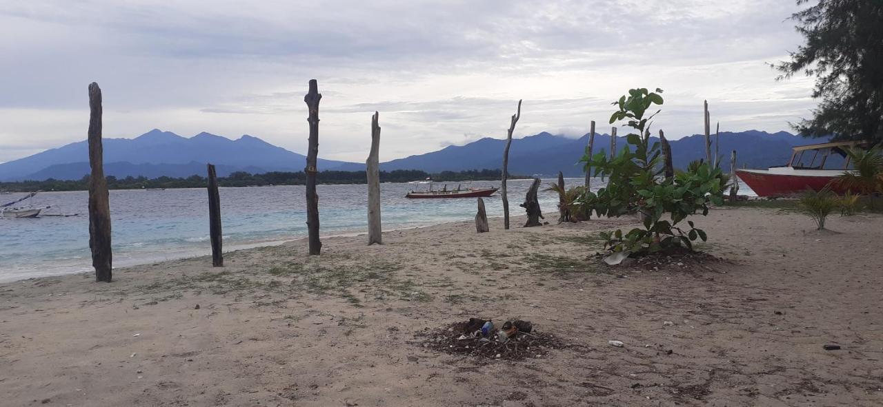 Pitara Homestay Gili Trawangan Exterior foto